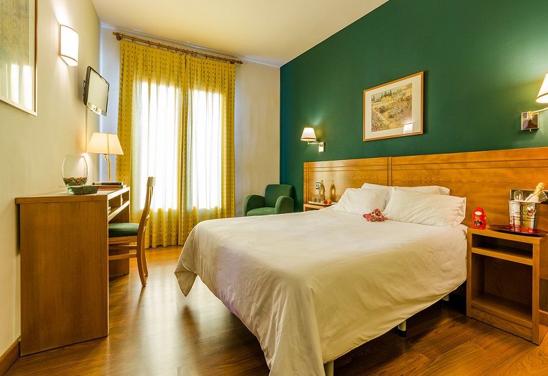 Yit Conquista De Toledo Hotel Exterior foto