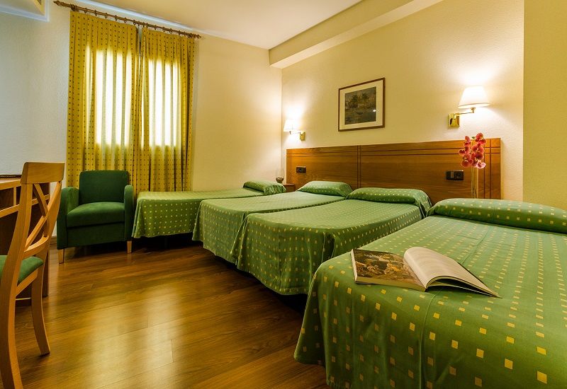 Yit Conquista De Toledo Hotel Exterior foto
