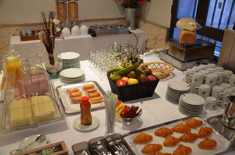 Yit Conquista De Toledo Hotel Restaurant foto