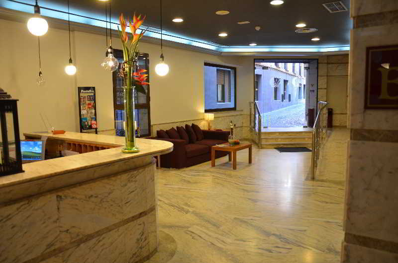 Yit Conquista De Toledo Hotel Exterior foto