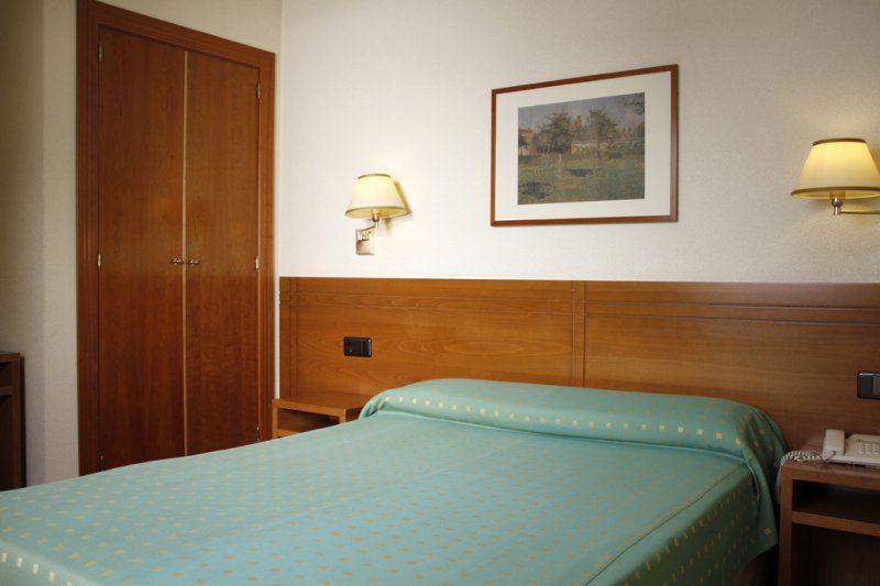Yit Conquista De Toledo Hotel Cameră foto
